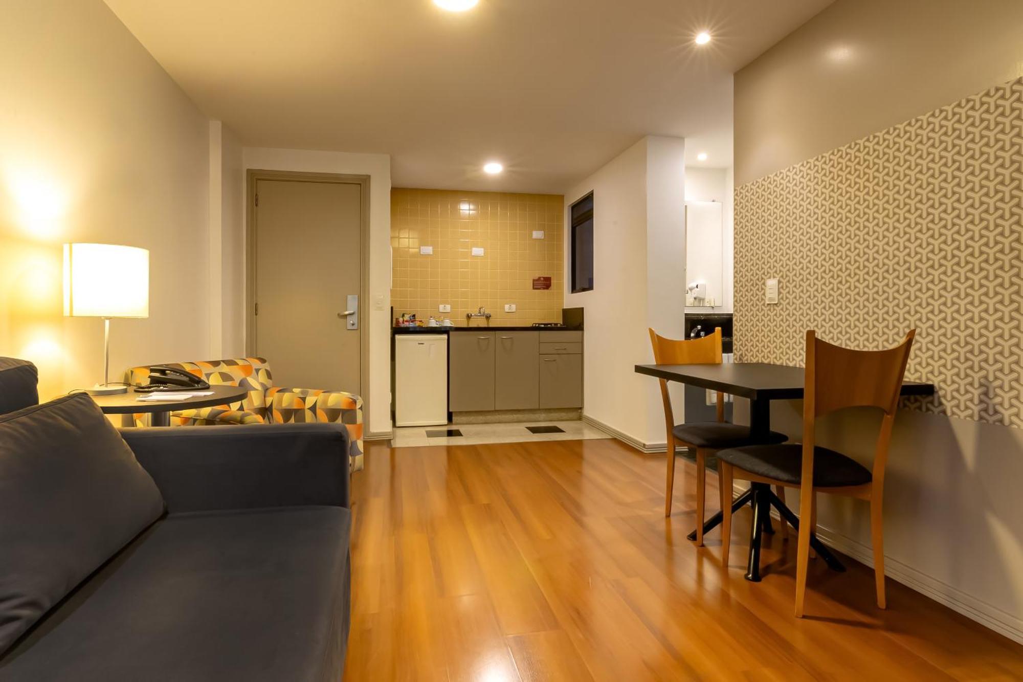 Mercure Curitiba 7 De Setembro מראה חיצוני תמונה